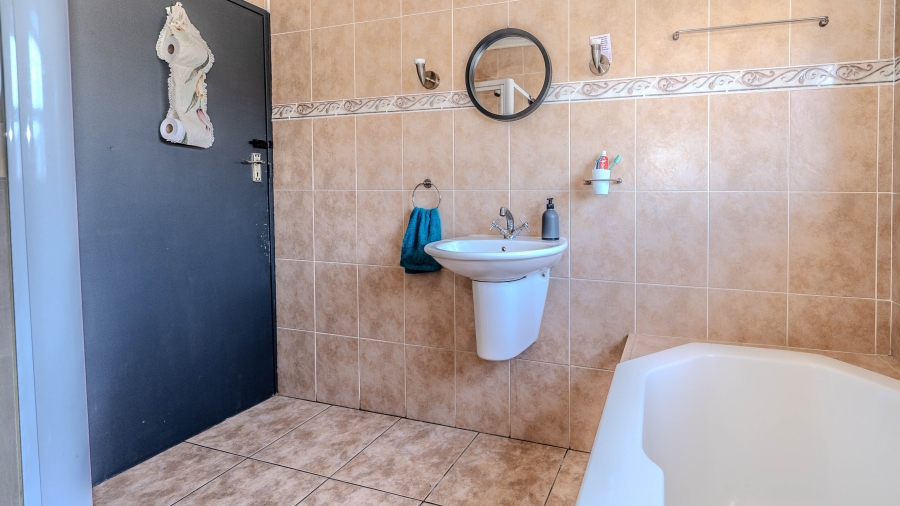 3 Bedroom Property for Sale in Vredenberg Western Cape